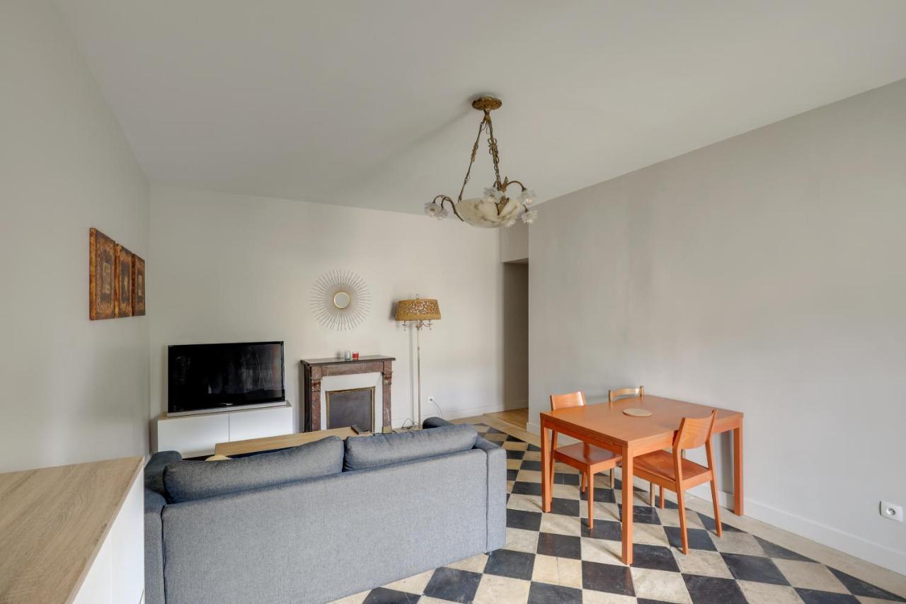 Le Richelieu Apartment Versailles Ngoại thất bức ảnh